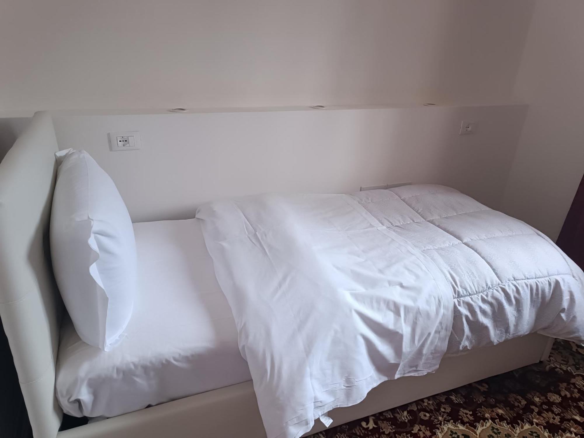 Locazione Turistica 2 Bed & Breakfast Tessera Dış mekan fotoğraf